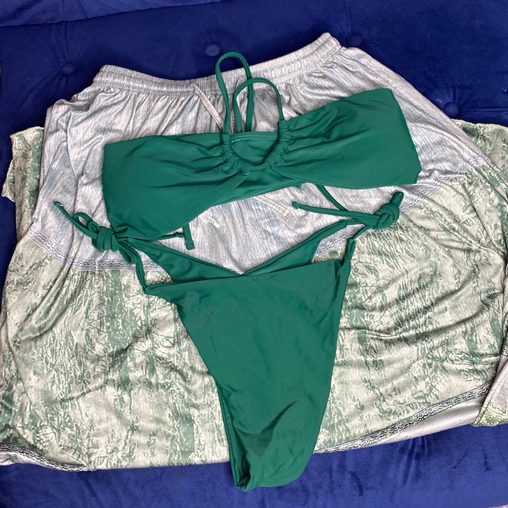 Bathing suit